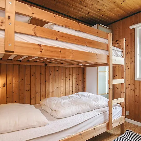 Semesterbostad 4 Star In *